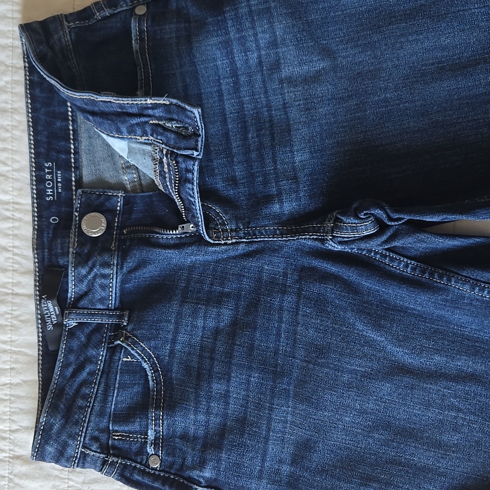 Simply Vera Vera Wang Mid Rise Dark Wash Denim Bermuda Jean Shorts Stretch Sz 0 - Picture 5 of 16